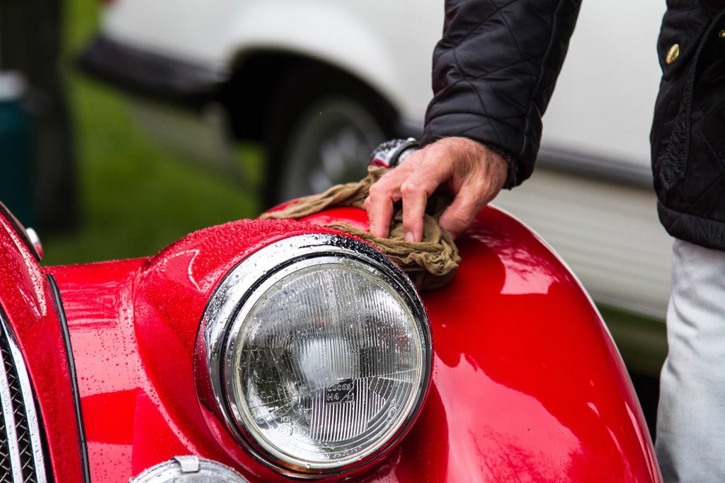 cleaning classic car